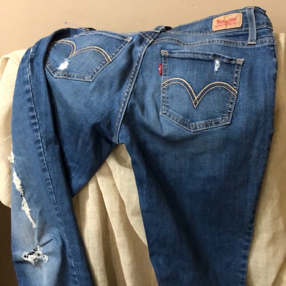 Skinny torn Levi’s - Picture 3 of 4